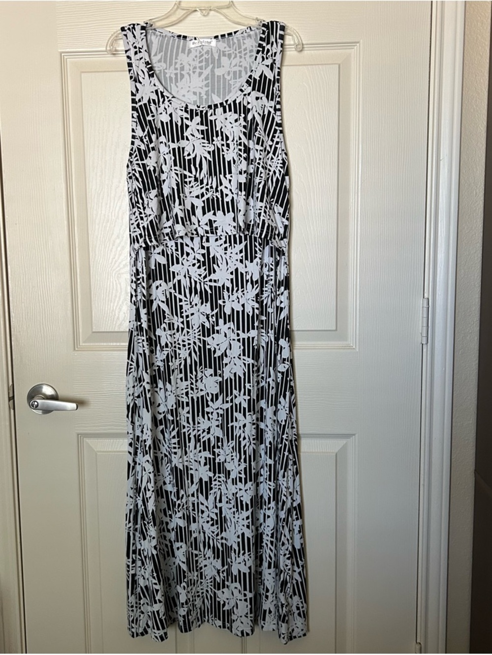 Bearsland Maternity Maxi Dress XXL (18/20) Black White Floral Sleeveless NWT
